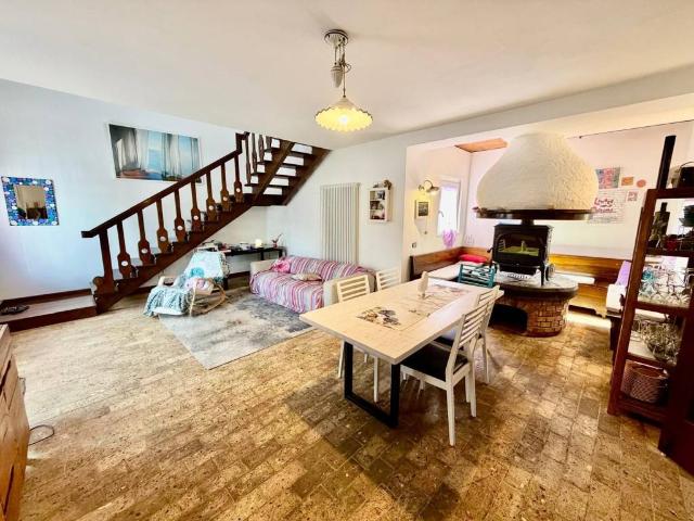 Villa in vendita a Buja UD