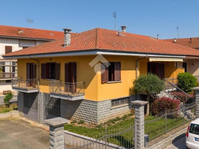 Villa in vendita a Busca CN