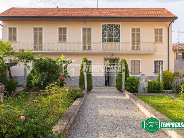 Villa in vendita a Busto Arsizio VA