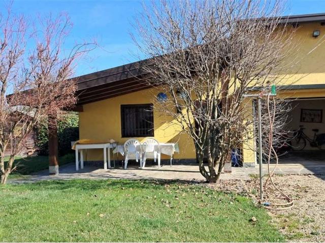 Villa in vendita a Busto Garolfo MI