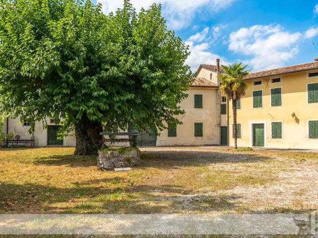 Villa in vendita a Godega di Sant'Urbano TV