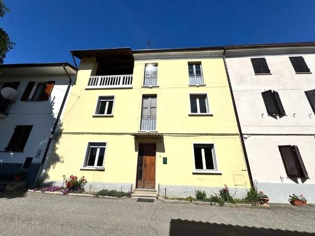 Villa in vendita a Godiasco Salice Terme PV