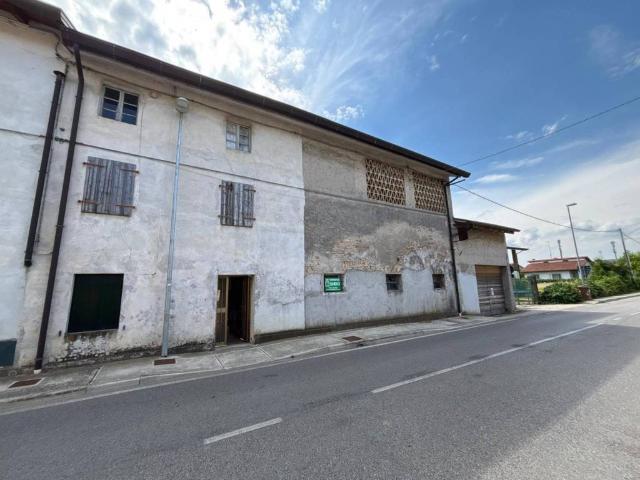 Villa in vendita a Gonars UD