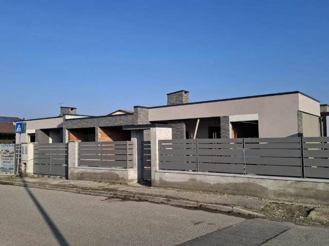 Villa in vendita a Gossolengo PC