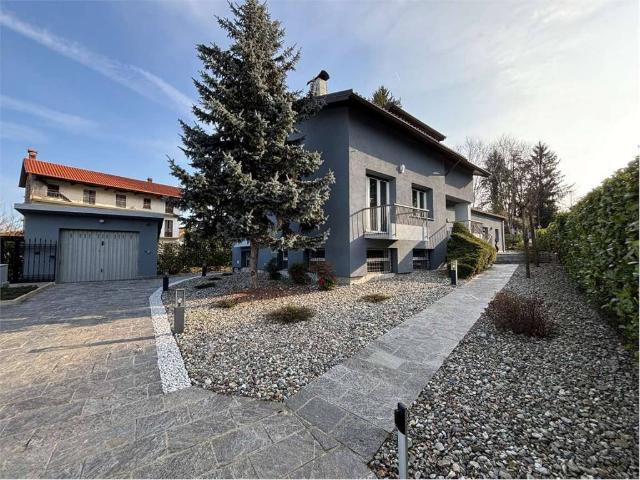 Villa in vendita a Gattico Veruno NO
