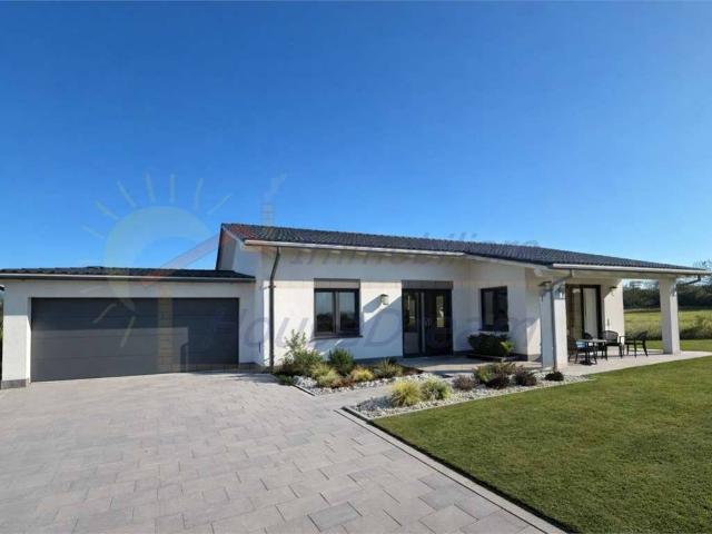 Villa in vendita a Gattico Veruno NO