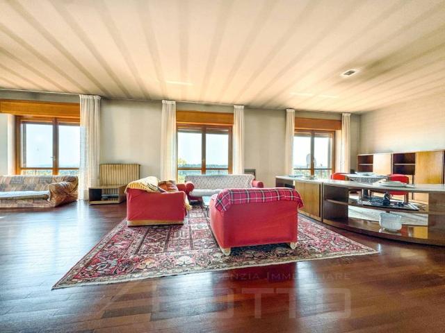 Villa in vendita a Gattico Veruno NO