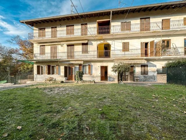 Villa in vendita a Gattico Veruno NO