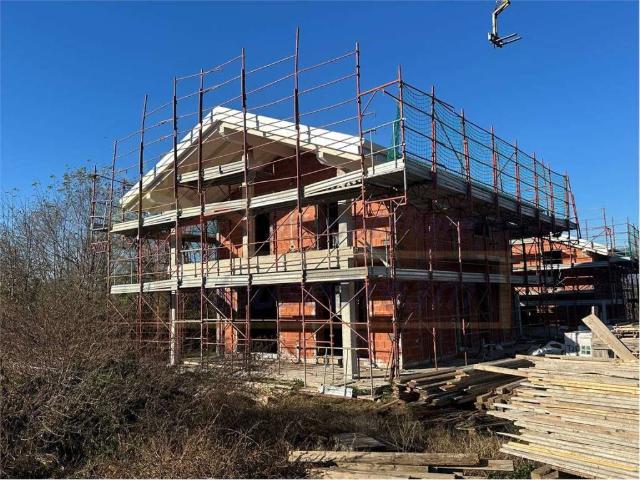 Villa in vendita a Gattico Veruno NO