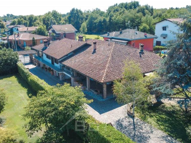 Villa in vendita a Gattinara VC