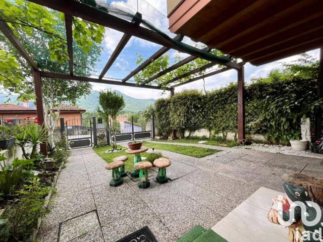 Villa in vendita a Gavardo BS
