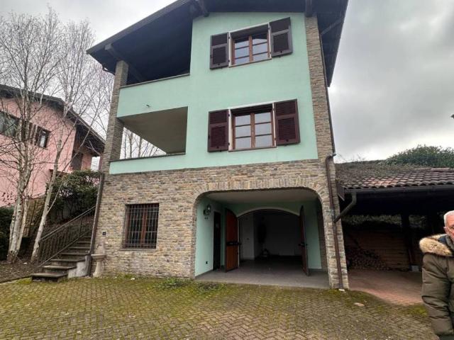 Villa in vendita a Gavi AL