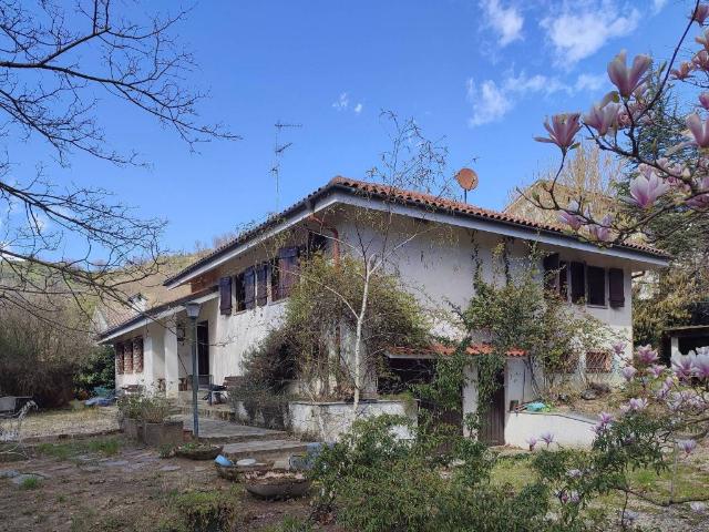 Villa in vendita a Gavi AL