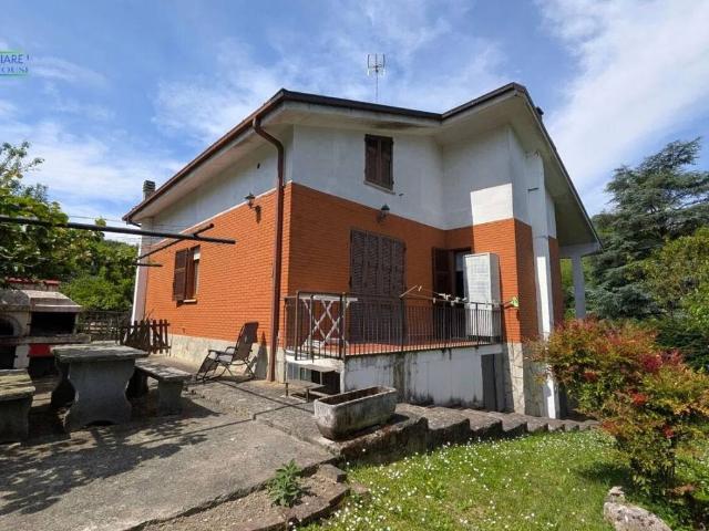 Villa in vendita a Gavi AL