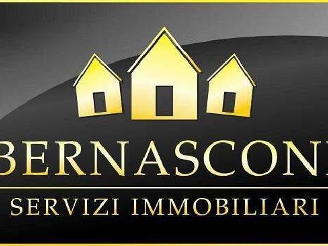 Villa in vendita a Gazzada Schianno VA