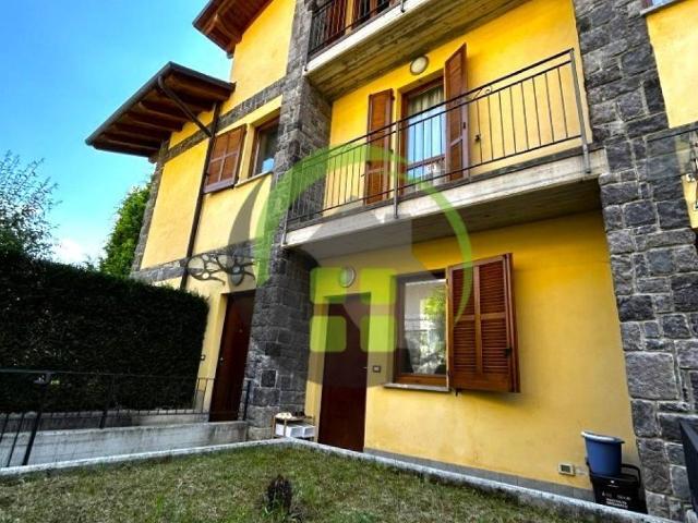 Villa in vendita a Gazzaniga BG