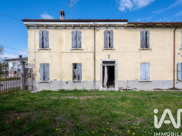 Villa in vendita a Gazzuolo