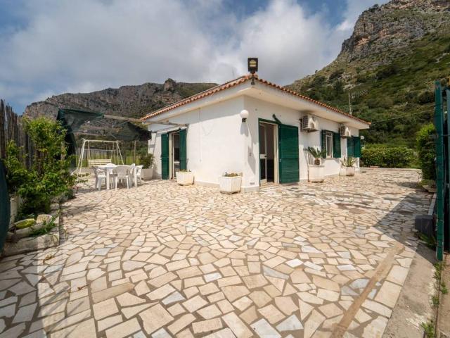 Villa in vendita a Gaeta LT