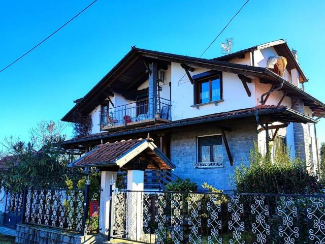Villa in vendita a Gaglianico BI