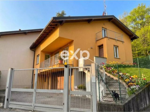 Villa in vendita a Galbiate LC