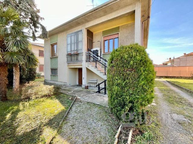 Villa in vendita a Gallarate VA