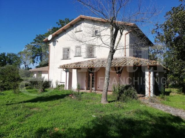 Villa in vendita a Gallese