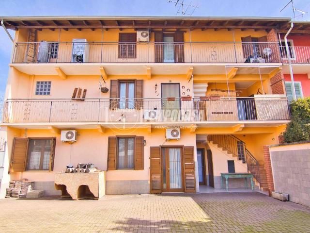 Villa in vendita a Galliate NO