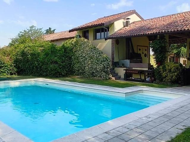 Villa in vendita a Gambolò