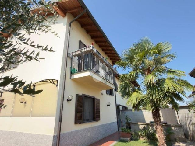 Villa in vendita a Gambolò PV