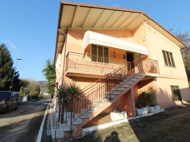 Villa in vendita a Gambellara VI
