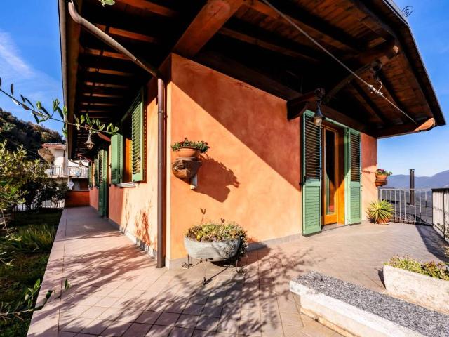 Villa in vendita a Gandosso BG