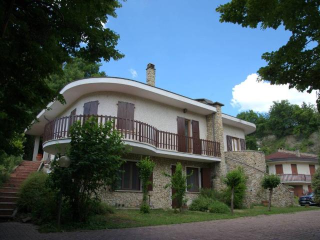 Villa in vendita a Garbagna AL