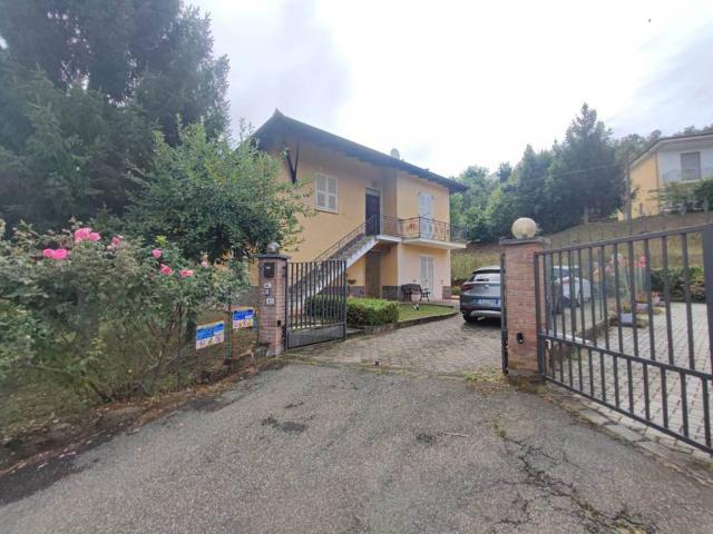 Villa in vendita a Garbagna AL