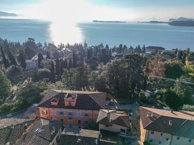Villa in vendita a Gardone Riviera BS