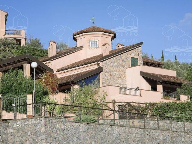 Villa in vendita a Garlenda SV