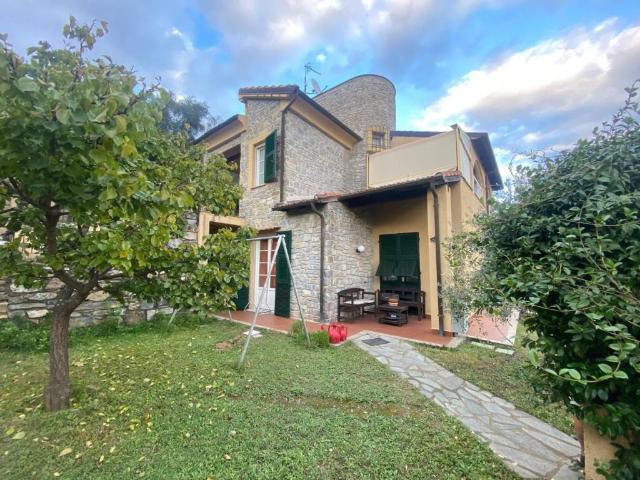 Villa in vendita a Garlenda SV