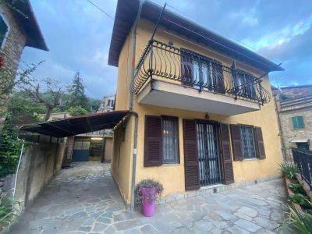 Villa in vendita a Garlenda SV