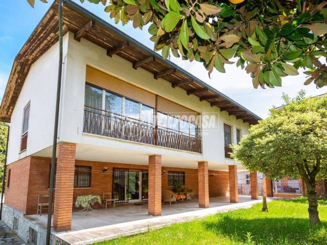 Villa in vendita a Gassino Torinese TO