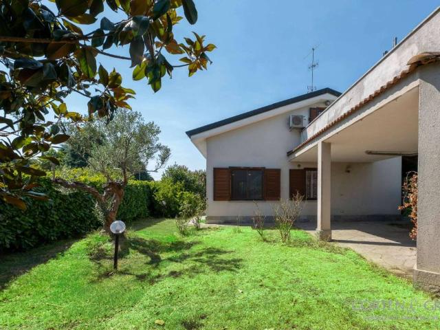 Villa in vendita a Gassino Torinese TO