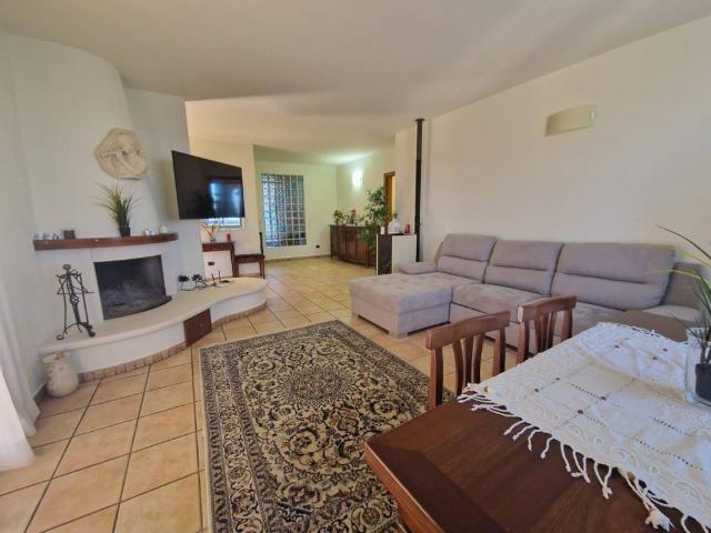 Villa in vendita a Gemmano RN
