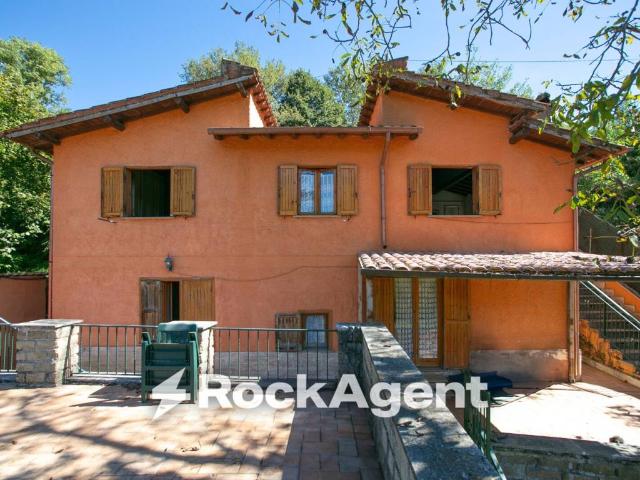Villa in vendita a Genazzano RM