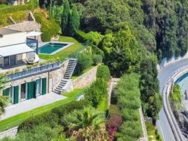 Villa in vendita a Genova