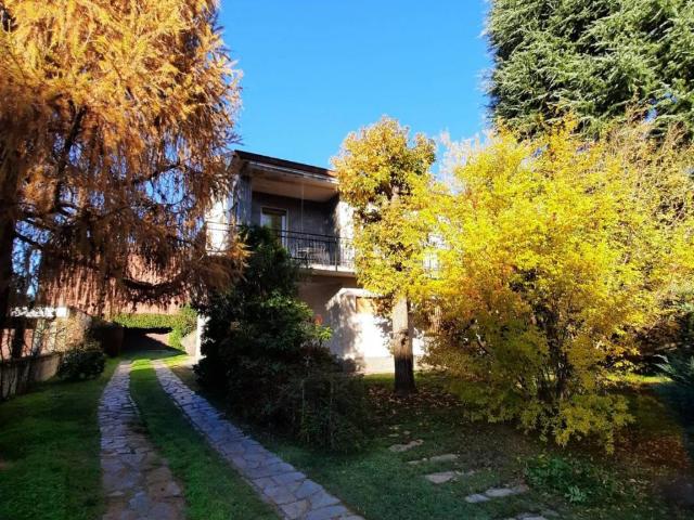 Villa in vendita a Gerenzano VA