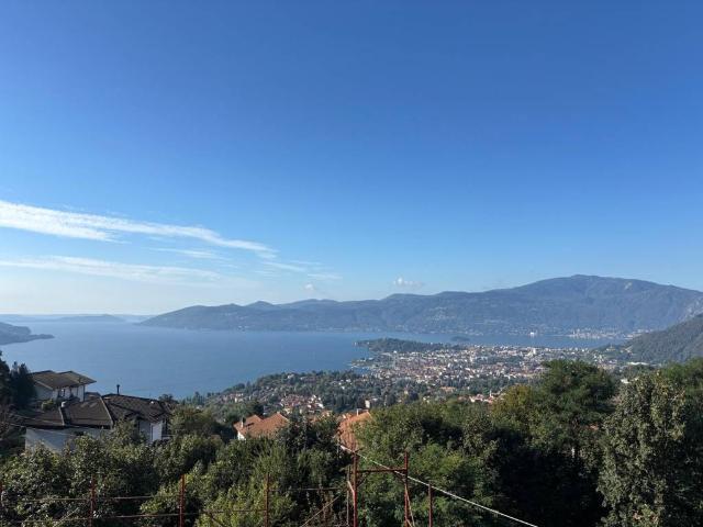 Villa in vendita a Ghiffa VB