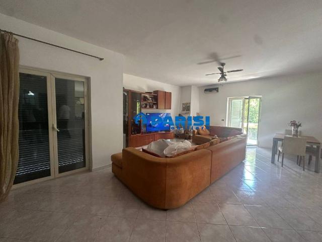 Villa in vendita a Giugliano in Campania NA