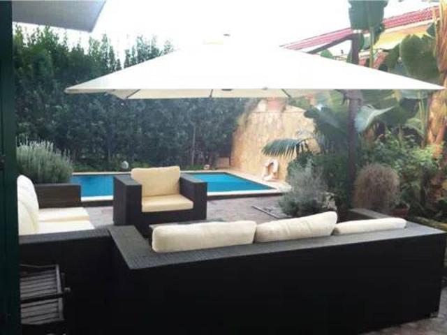 Villa in vendita a Giugliano in Campania NA