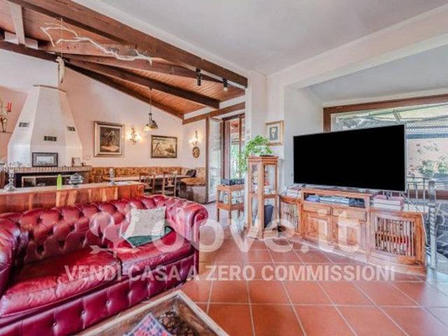 Villa in vendita a Giugliano In Campania