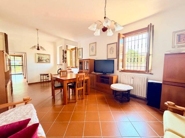 Villa in vendita a Giussago PV