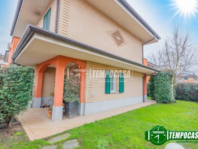 Villa in vendita a Giussago PV