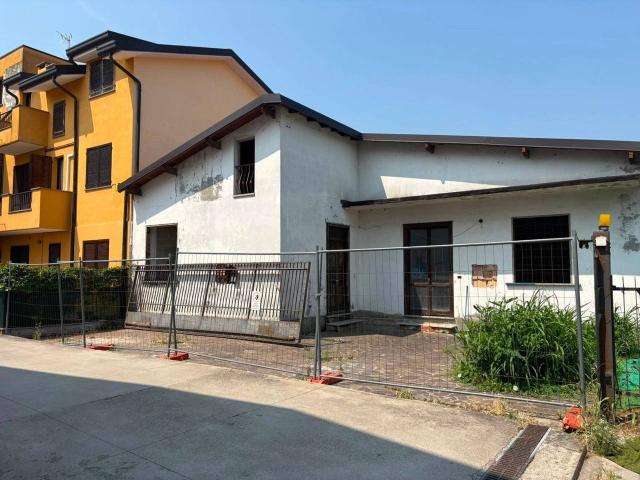 Villa in vendita a Giussano